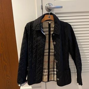 Quilted Burberry jacket. No tags but was never used it’s a size xs
